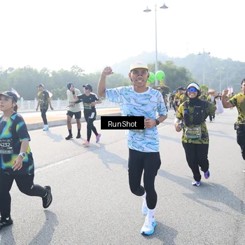 Runner Photo 6922980