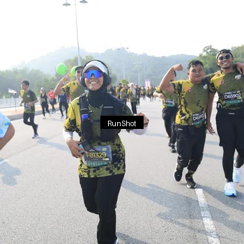 Runner Photo 6922986