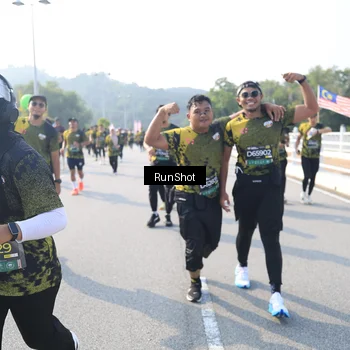 Runner Photo 6922990