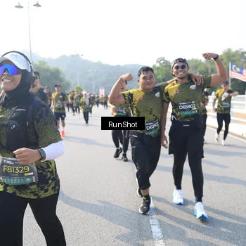Runner Photo 6922991