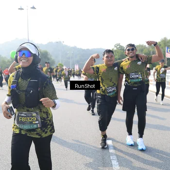 Runner Photo 6922992