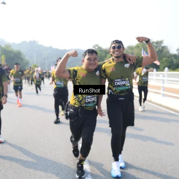 Runner Photo 6922996