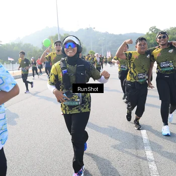 Runner Photo 6922999