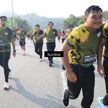 Runner Photo 6923007