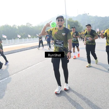 Runner Photo 6923011