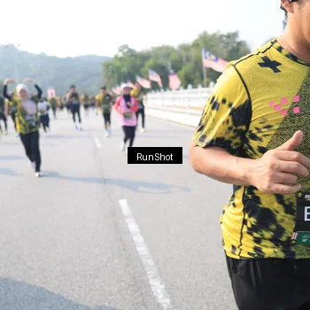 Runner Photo 6923034