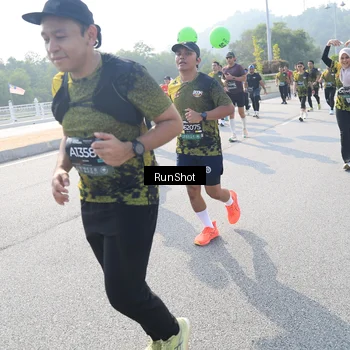 Runner Photo 6923037