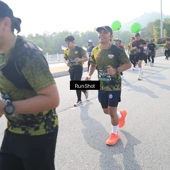 Runner Photo 6923044