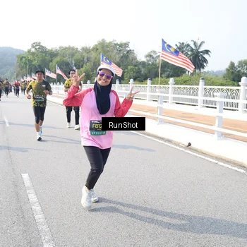 Runner Photo 6923060