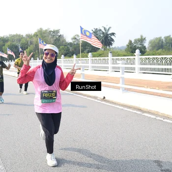 Runner Photo 6923063