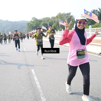 Runner Photo 6923066