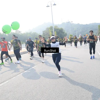 Runner Photo 6923081