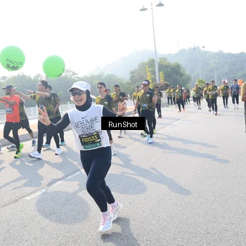 Runner Photo 6923084
