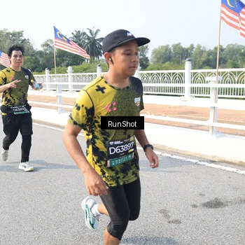 Runner Photo 6923085