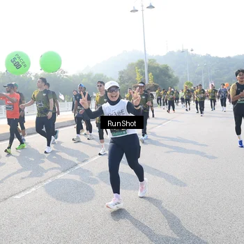 Runner Photo 6923086