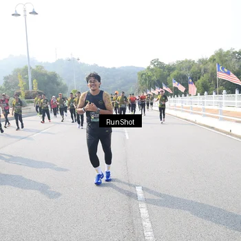 Runner Photo 6923091