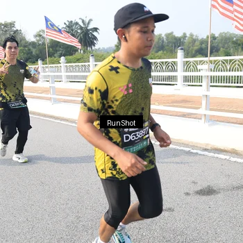 Runner Photo 6923093