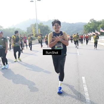 Runner Photo 6923095