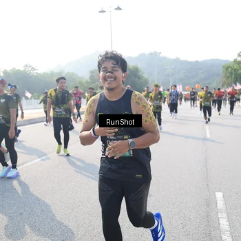 Runner Photo 6923103