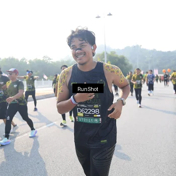 Runner Photo 6923108