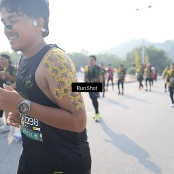 Runner Photo 6923115