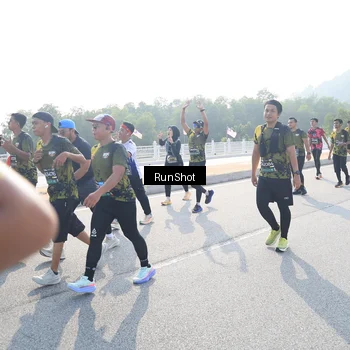 Runner Photo 6923120