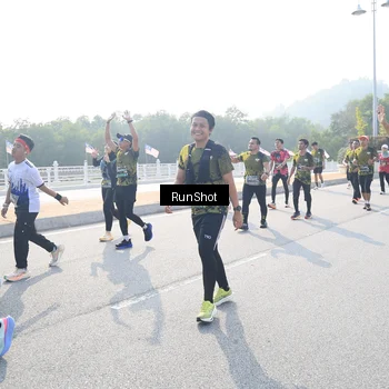 Runner Photo 6923122