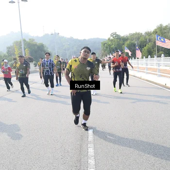 Runner Photo 6923147