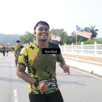 Runner Photo 6923159
