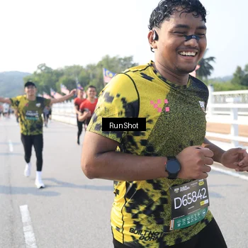 Runner Photo 6923164