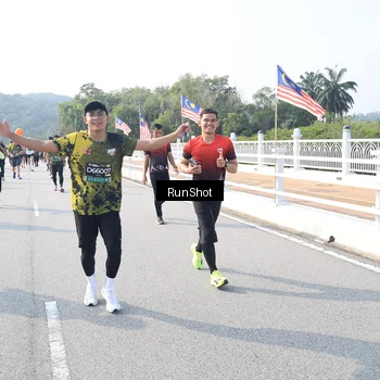Runner Photo 6923169