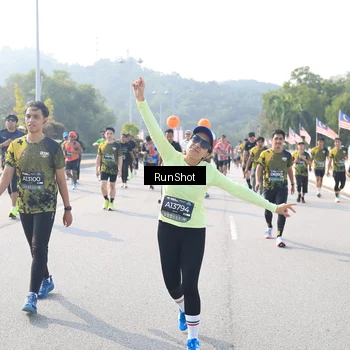 Runner Photo 6923189