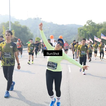 Runner Photo 6923193