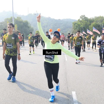 Runner Photo 6923196