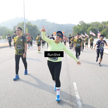 Runner Photo 6923197