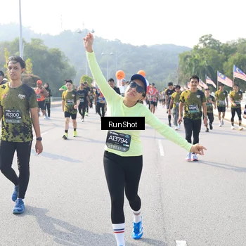 Runner Photo 6923199