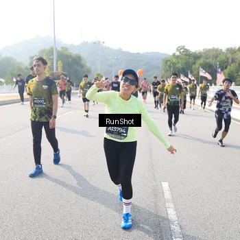 Runner Photo 6923201