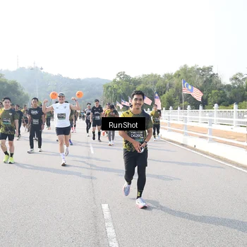 Runner Photo 6923224