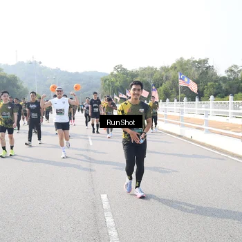 Runner Photo 6923227