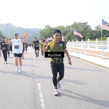 Runner Photo 6923229