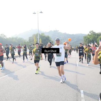 Runner Photo 6923236
