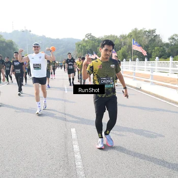 Runner Photo 6923241