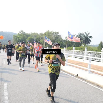 Runner Photo 6923254
