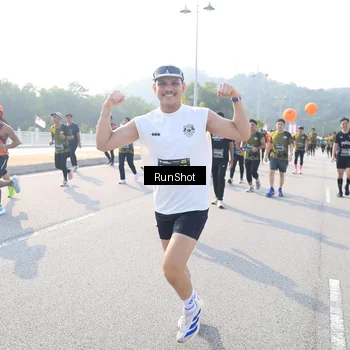 Runner Photo 6923260