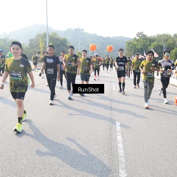 Runner Photo 6923262