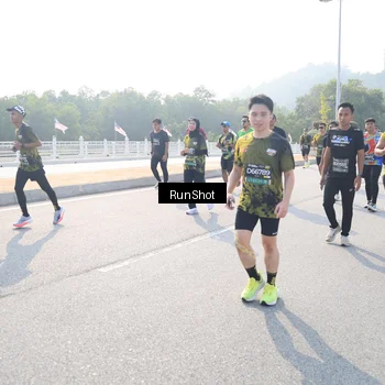Runner Photo 6923265