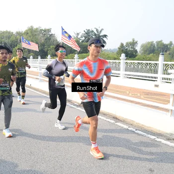 Runner Photo 6923278