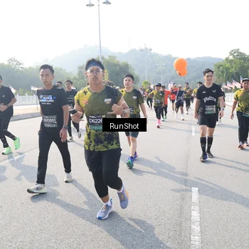 Runner Photo 6923284