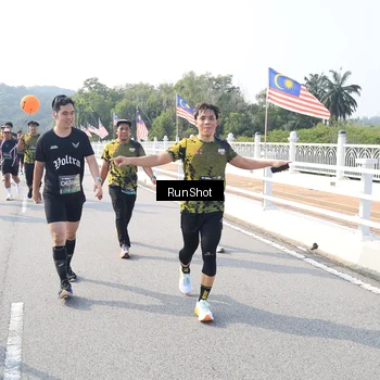 Runner Photo 6923296