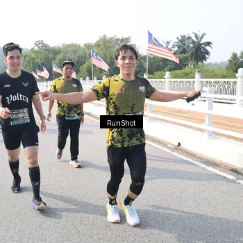 Runner Photo 6923301
